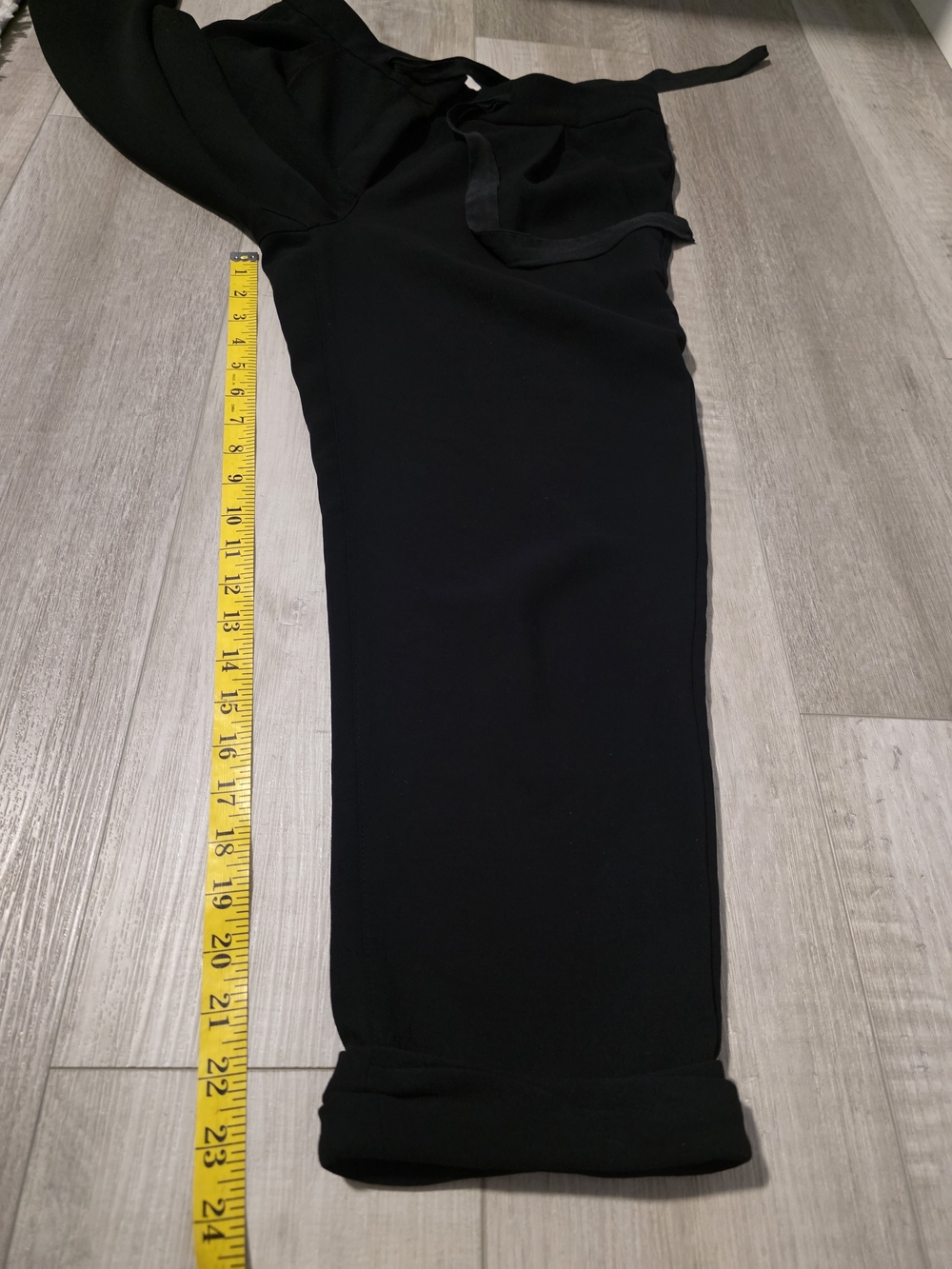 Aritzia Wilfred Allant Pant Tie Waist Cropped Pants Size 6 Black - Picture 11 of 12